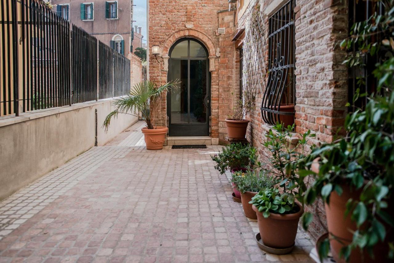 Gondola Rosa, Incantevole Vista Sul Canale 威尼斯 外观 照片