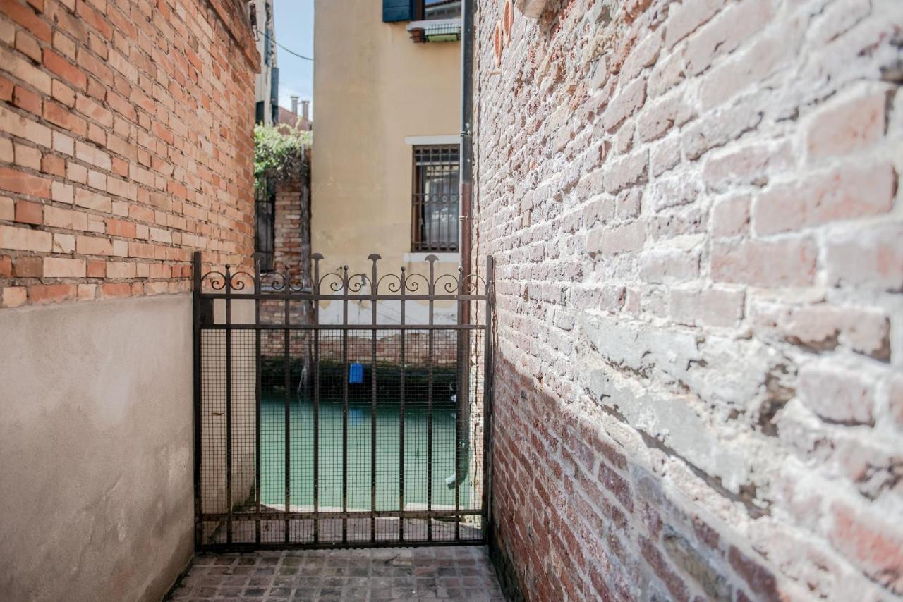 Gondola Rosa, Incantevole Vista Sul Canale 威尼斯 外观 照片